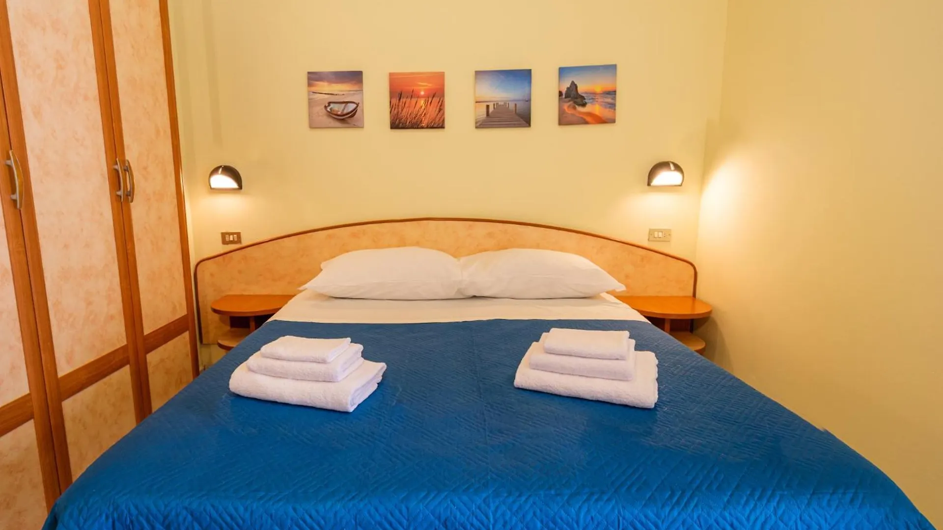 Family Hotel Mediterraneo - Azzurro Club Cesenatico 3*,  Itálie