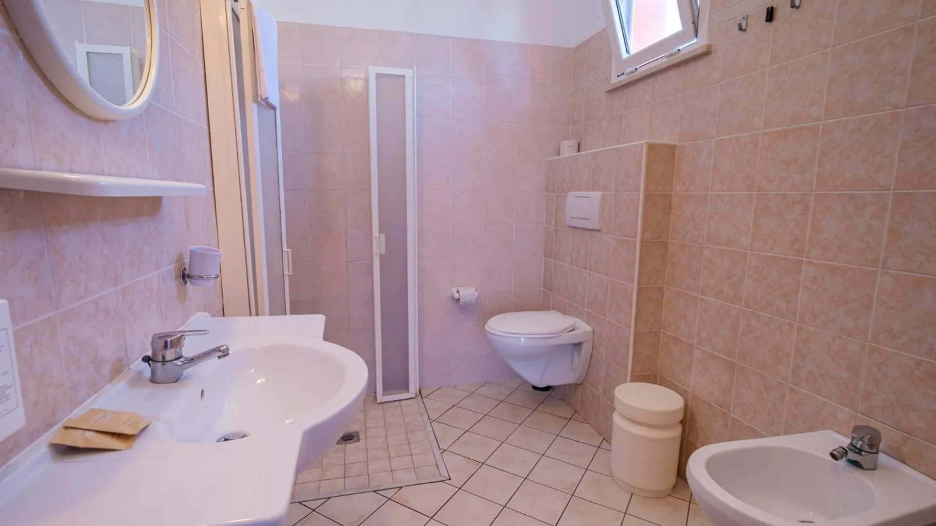 Family Hotel Mediterraneo - Azzurro Club Cesenatico 3*,