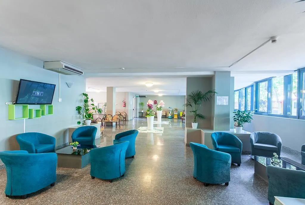 Family Hotel Mediterraneo - Azzurro Club Cesenatico 3*,