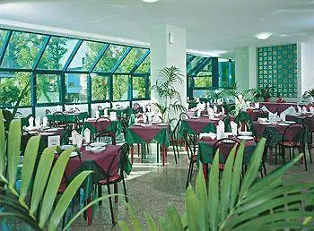 Family Hotel Mediterraneo - Azzurro Club Cesenatico 3*,  Italy