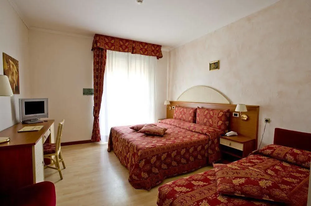 Family Hotel Mediterraneo - Azzurro Club Cesenatico 3*,  Italy