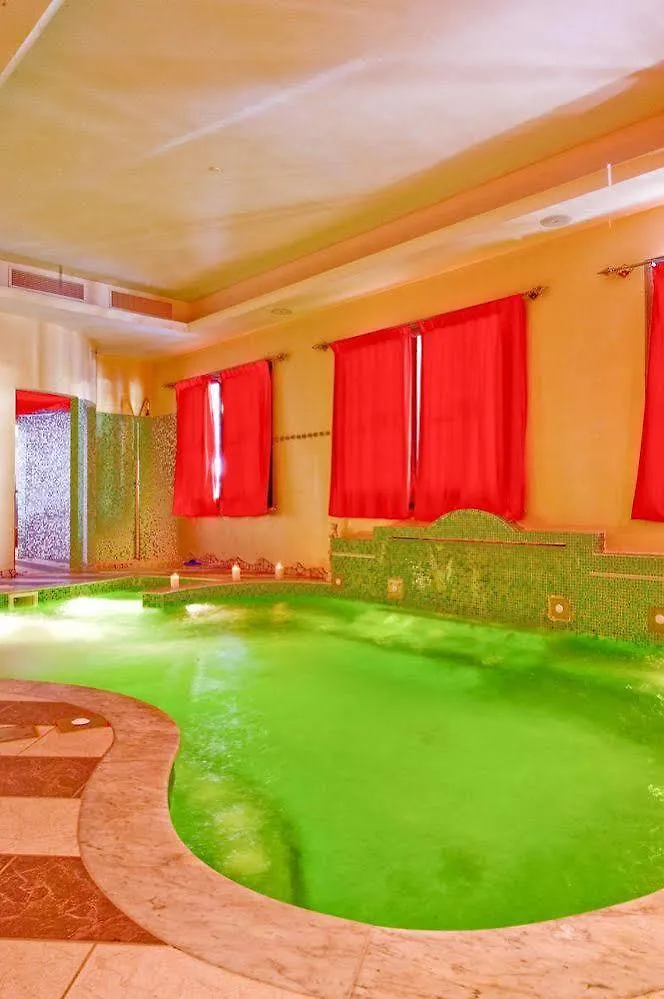 Family Hotel Mediterraneo - Azzurro Club Cesenatico 3*,  Italy