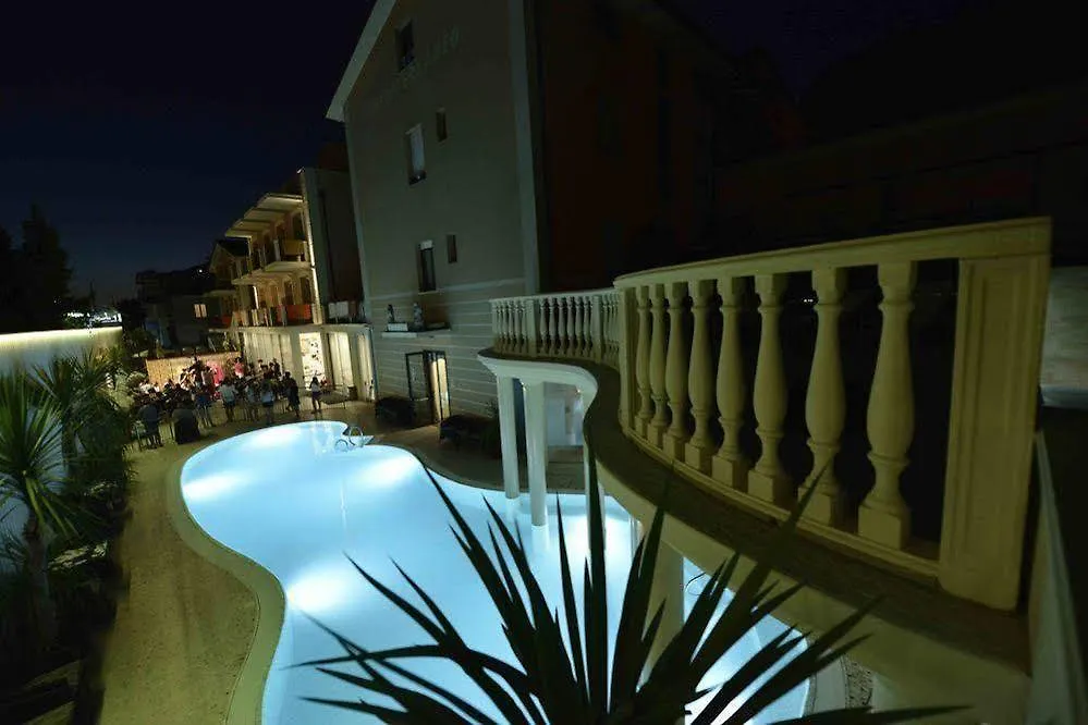 ***  Family Hotel Mediterraneo - Azzurro Club Cesenatico Italy