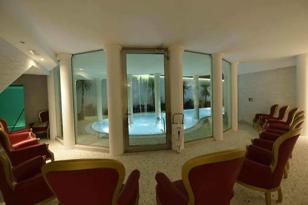 Family Hotel Mediterraneo - Azzurro Club Cesenatico Italy